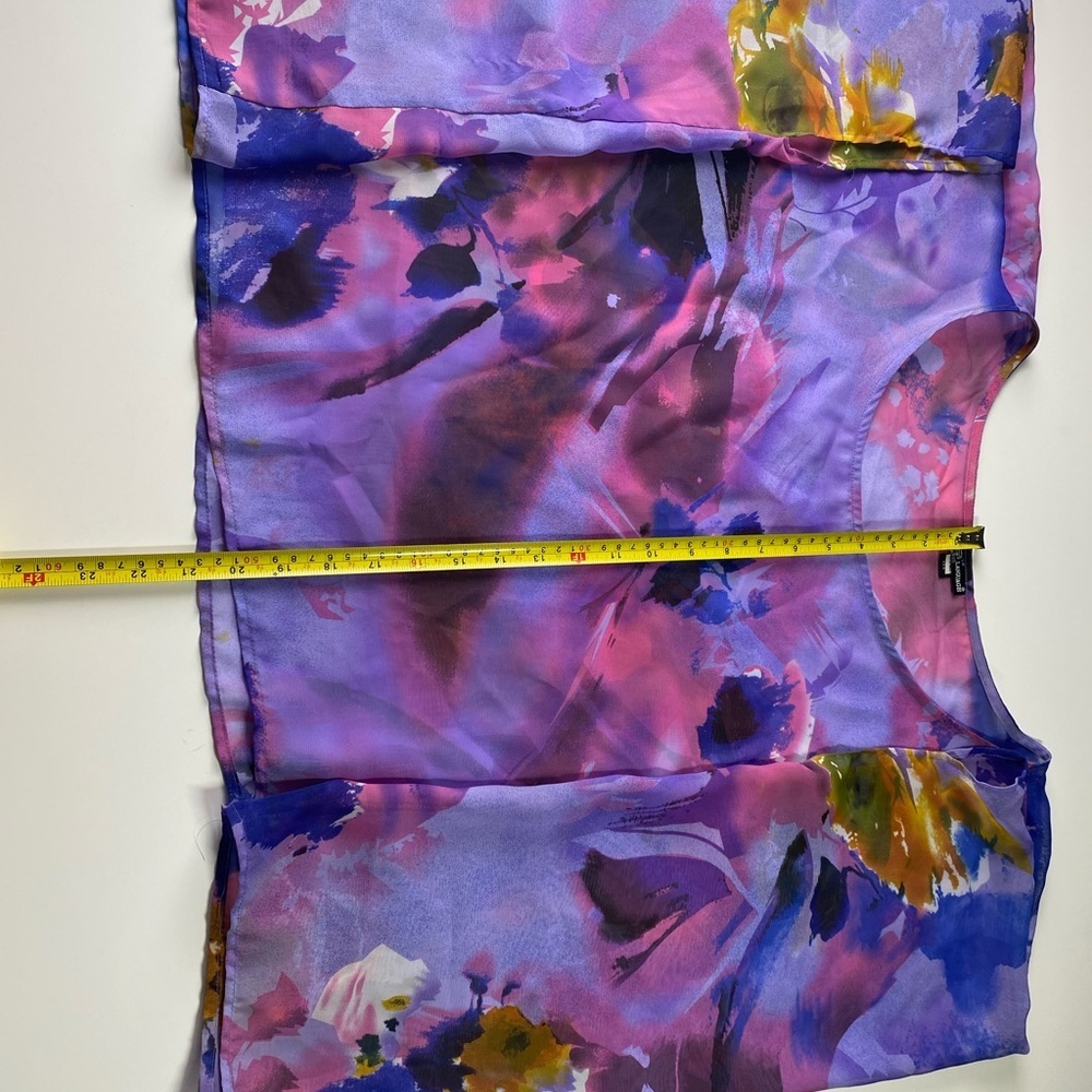Body Language” sheer overlay top One Size - Picture 4 of 10
